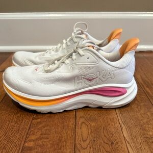 HOKA Women’s Clifton 10 Running Shoe (Size 9) (Color- White / Rose)